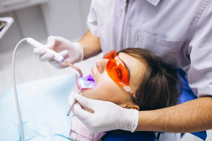 woman patient dentist 1303 9357